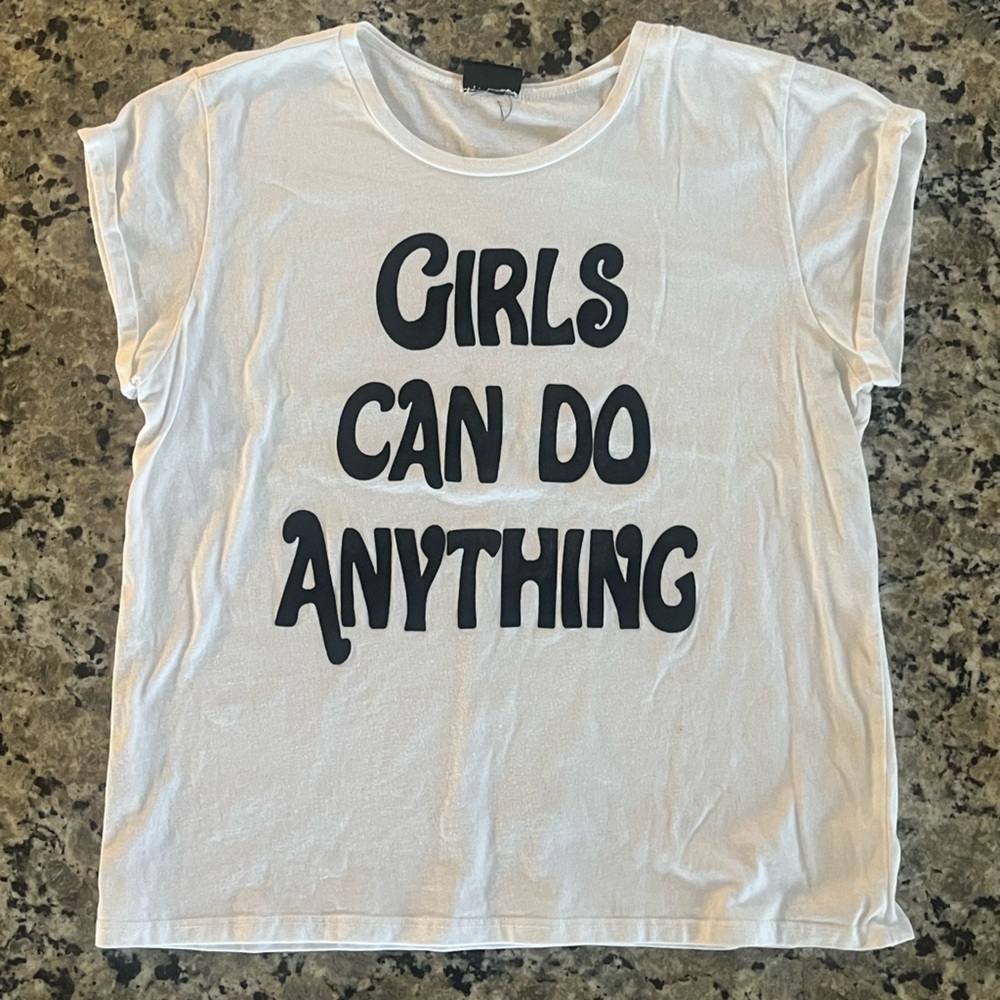 Rue 21 White and Black Girls Can do Anything Velvet Lettering
